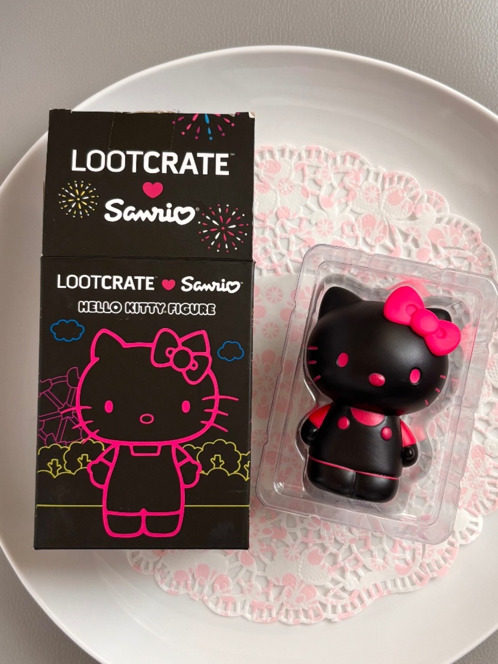 NEW Loot Crate x Sanrio Pink/Black 3.5" Hello Kitty Figure Supercute Carnival